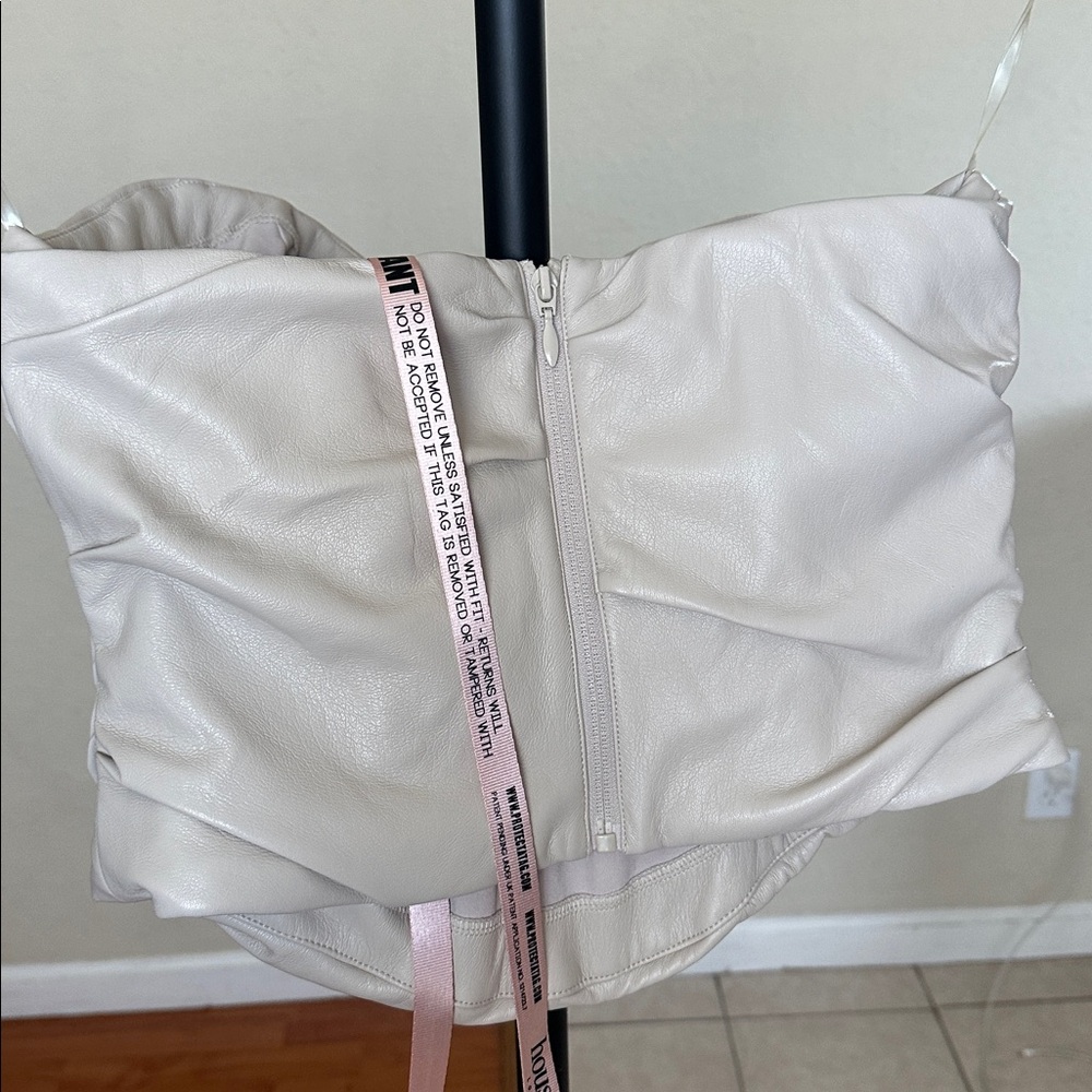 BNWT House of CB Cream Strapless Sweetheart Corset Crop Top - Picture 6 of 10